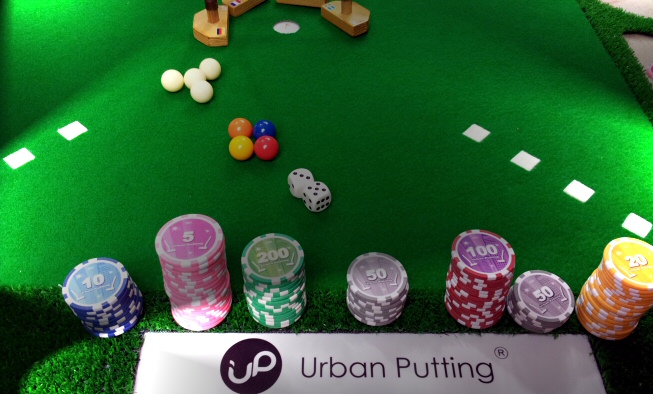 La table innovante du jeu Urban Putting
